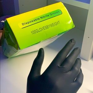 Disposable Nitrile Gloves 90 pc